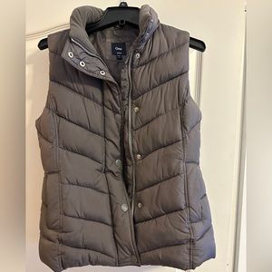 Gray puffer vest